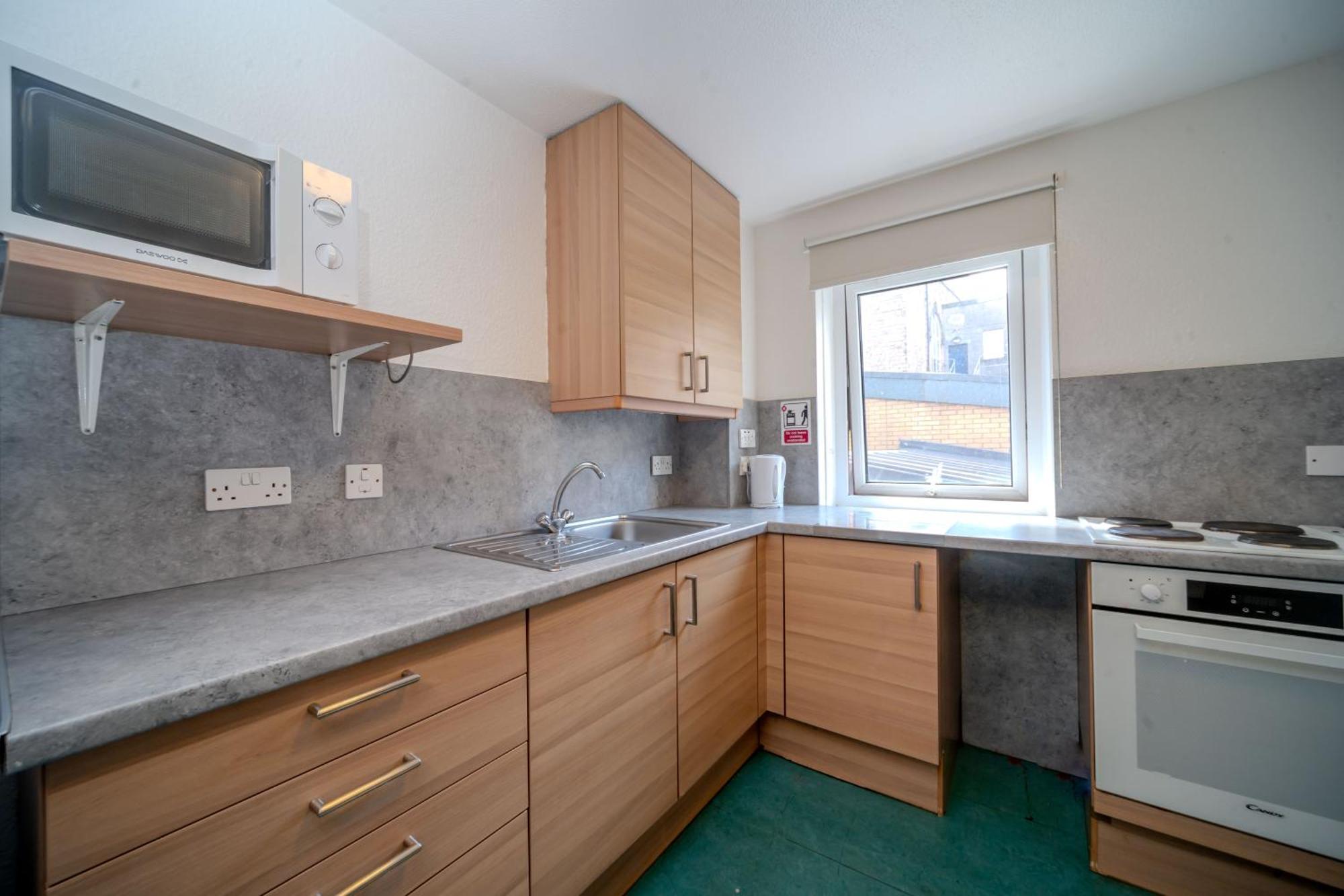 Joivy Budget 4,5 And 6 Bed Private Flats, In Historic Old Town (Adults Only) Edinburgh Exterior photo